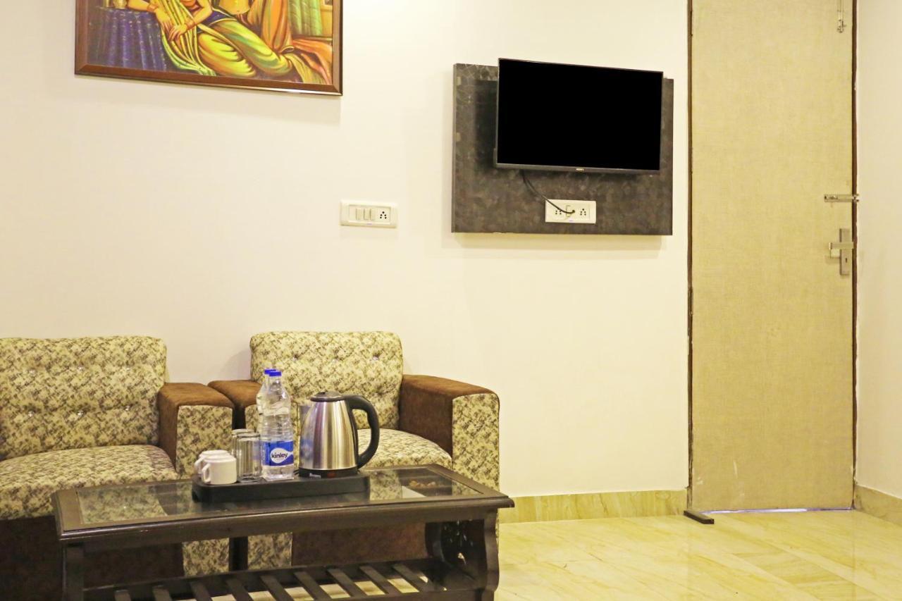 Hotel The Best Near Delhi Airport Neu-Delhi Exterior foto