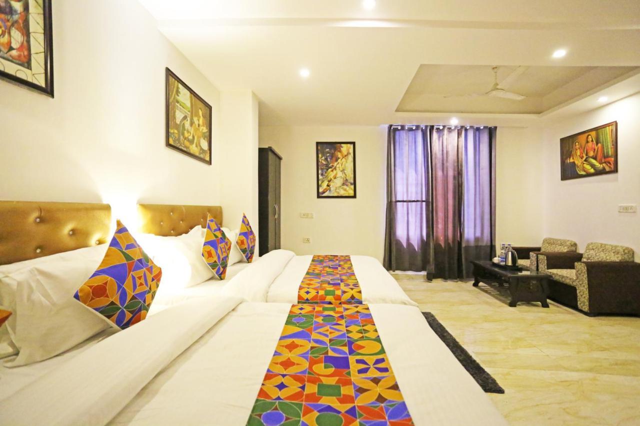 Hotel The Best Near Delhi Airport Neu-Delhi Exterior foto